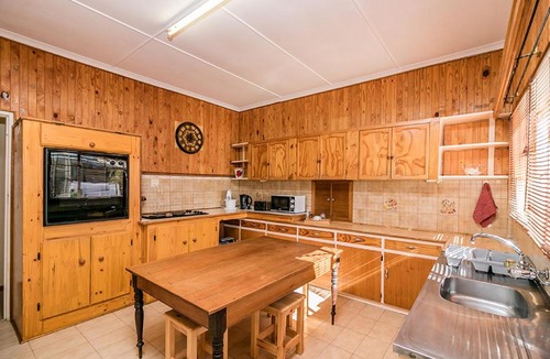 Graaff-Reinet House | Protea House