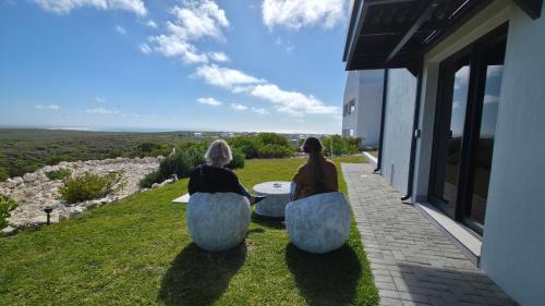 L'Agulhas House | Protea32
