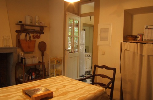 Sainte-Cecile-les-Vignes House | Provence-Charming house with garden and swimming pool, up to 10 people