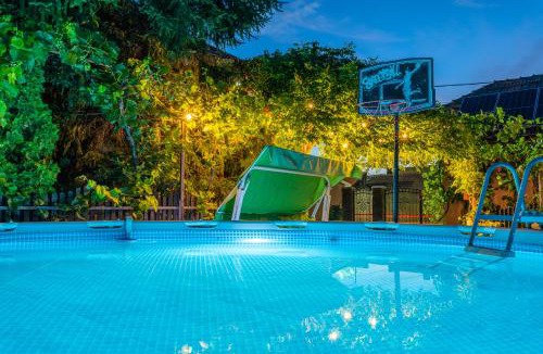 Arad Apartment | Provence