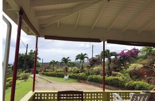 Mahaut Cottage | Providence ,Charming 3-bedroom cottage with WiFi and AC in Mahaut.