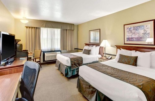 Provo Hotel | Provo River Inn