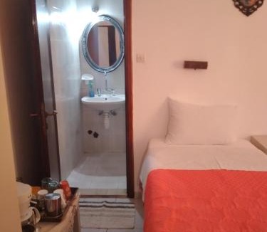 Kalamaki Hostel | Psiloritis Elena