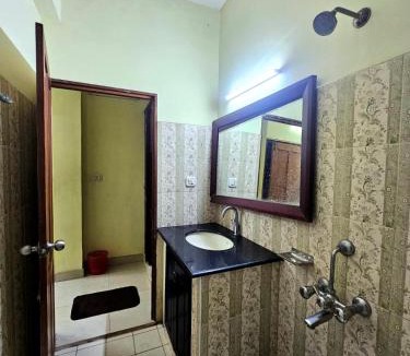 Erezha Hotel | PTC Residency