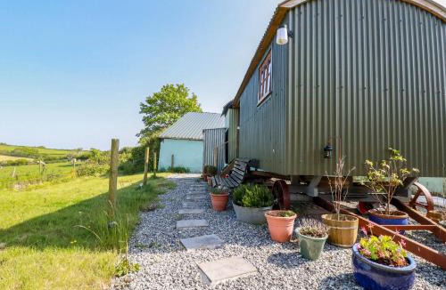 Brazzacott House | Puddle Duck Shepherds Hut