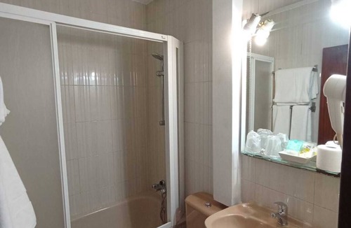 Aviles Hostel | Puente Azud