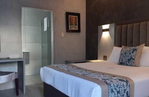 Rustenburg Hotel | Pula Nala Lodge