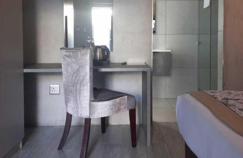 Rustenburg Hotel | Pula Nala Lodge
