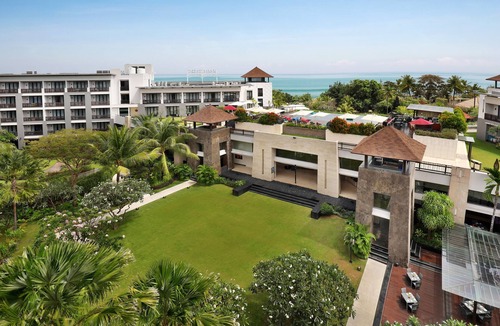 Legian City-Centre Hotel | Pullman Bali Legian Beach