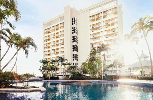 Cairns Central Business District Hotel | Pullman Cairns International