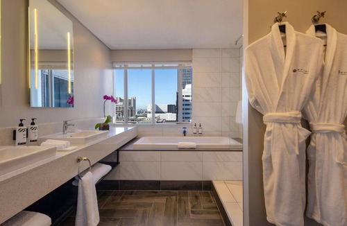 Cape Town City Centre Hotel | Pullman Cape Town City Centre