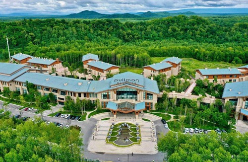 Songjianghe Hotel | Pullman Changbaishan Resort