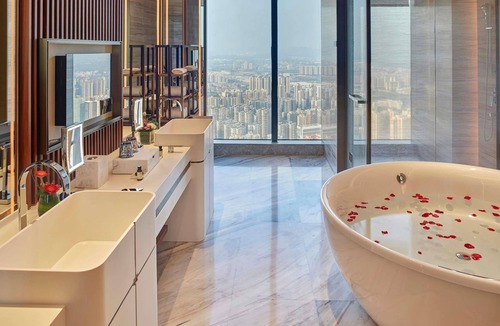 Huizhou Hotel | Pullman Huizhou Kaisa