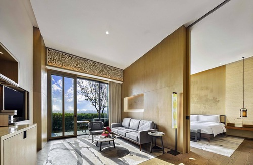 Longting District Hotel | Pullman Kaifeng Jianye