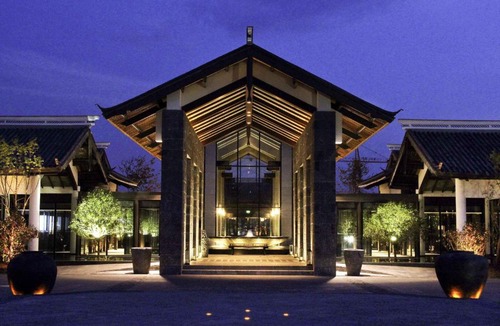 Shuhe Old Town Hotel | Pullman Lijiang Resort & Spa