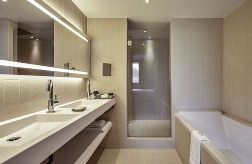 Faubourg de l'Arche Hotel | Pullman Paris La Défense
