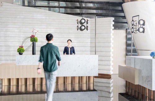 Longhua District Hotel | Pullman Shenzhen North