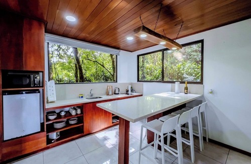 Quebrada Grande House | Puma Monteverde Garden (see calendar 4 discounts)