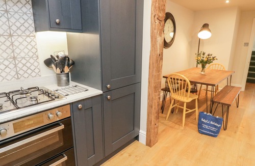 Smithincott Cottage | Pumphouse Cottage