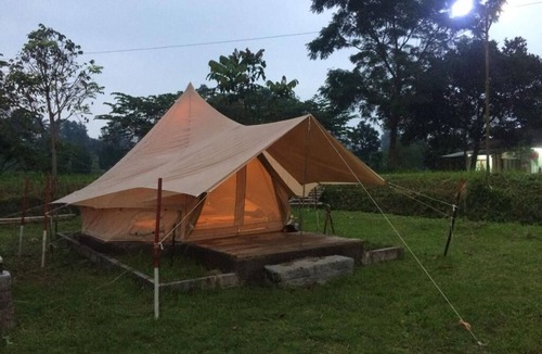Cisarua Hotel | Puncak Camp Hills