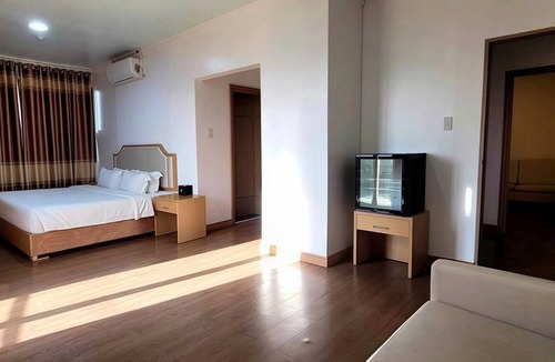 Clark Hotel | PUNTA CLARK HOTEL