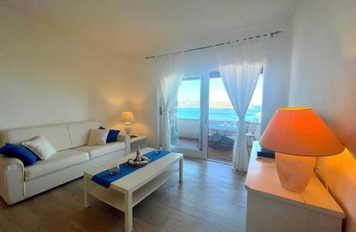 Capo Coda Cavallo Apartment | Punta Est - Bilo RUBINO Vista Mare Incantevole