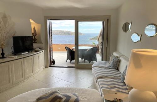 Capo Coda Cavallo Apartment | Punta Est - Trilo GINEPRO Terrazza & Pool