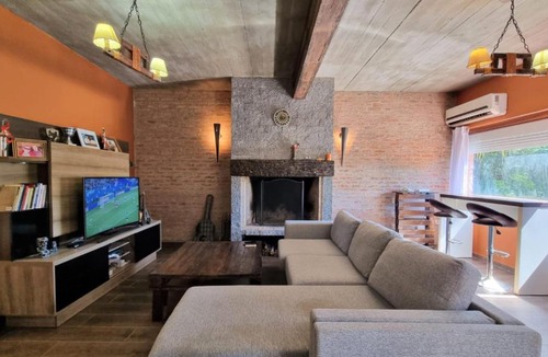 Maldonado Villa | Pura Vida