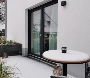 Herzogenaurach Apartment | PuraStays - studio 2