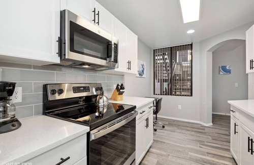 Desert View Village Apartment | Pure Suites Three Bedroom Gym Pool Cabana