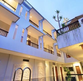 Petulu Hotel | Puri Padma Hotel