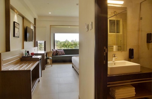 Narasapura Hotel | Purple Cloud Hotel