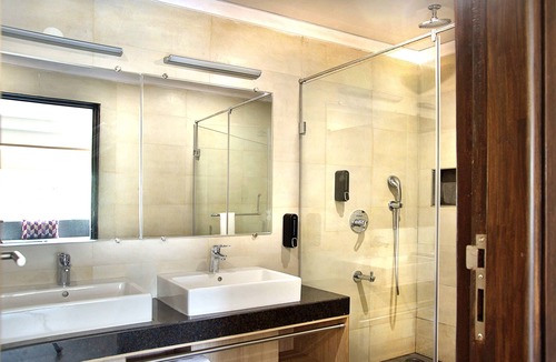 Narasapura Hotel | Purple Cloud Hotel