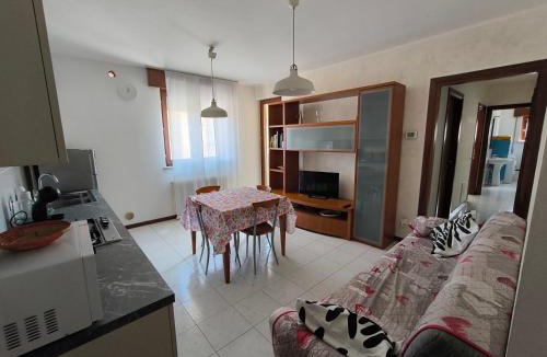 Vicenza Apartment | Purple house