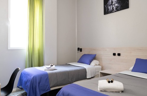 La Xerea Hostel | Purple Nest Hostel