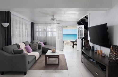 Little Battaleys Villa | Purple Rain - Direct Beach Access, Ocean views, 2 Bedroom, 2 Bathroom, Mullins Beach Front Bliss