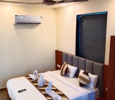 Village Hokra Hotel | pushkar mountain vallay