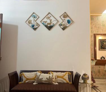 Katghora House | Pushpanjali