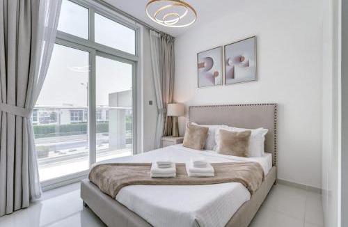 Dubai Villa | PVH - Chic 3BR Villa with Backyard - Albizia