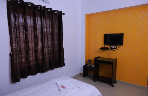 Gandhipuram Hotel | PVR International