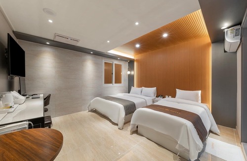 Anyang Hotel | Pyeongchon Zzam