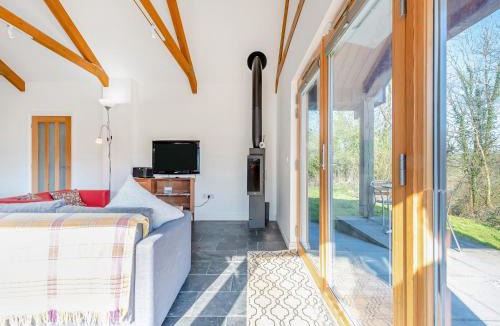 Llandeilo House | Pyllaubach