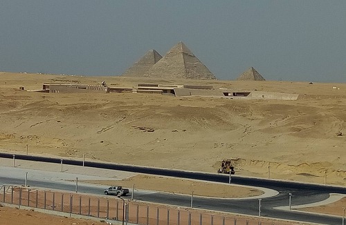 Pyramids Gardens Hotel | Pyramids View Apartments & Rooftop
