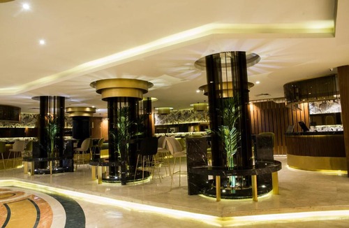 Al Duqqi Hotel | Pyramisa Suites Hotel Cairo