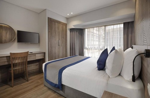 Al Duqqi Hotel | Pyramisa Suites Hotel Cairo