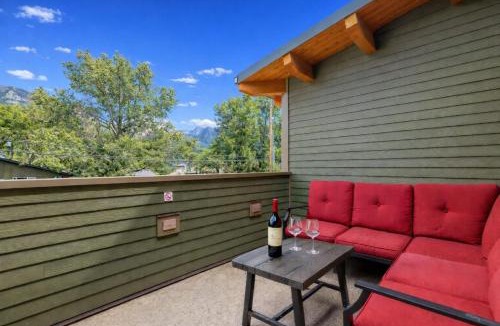 Teepee Town House | Pyrenees #202 - LEED Gold Certified