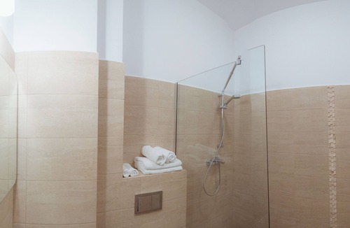 Neptun Hotel | Q Hotel Neptun