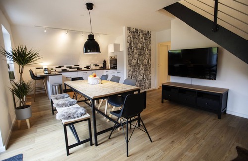 Brilon Apartment | Q-Stall am Poppenberg, Apartment Q6 - newly renovated in a secluded location