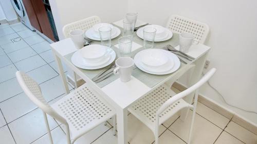 International City Apartment | Q04 Luxury studio with balcony near bus stop