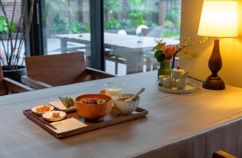 Jiuzhaigou Hotel | Qinghe Courtyard Jiuzhaigou QINGHE Hot Spring Luxury Private Hot Spring Villa